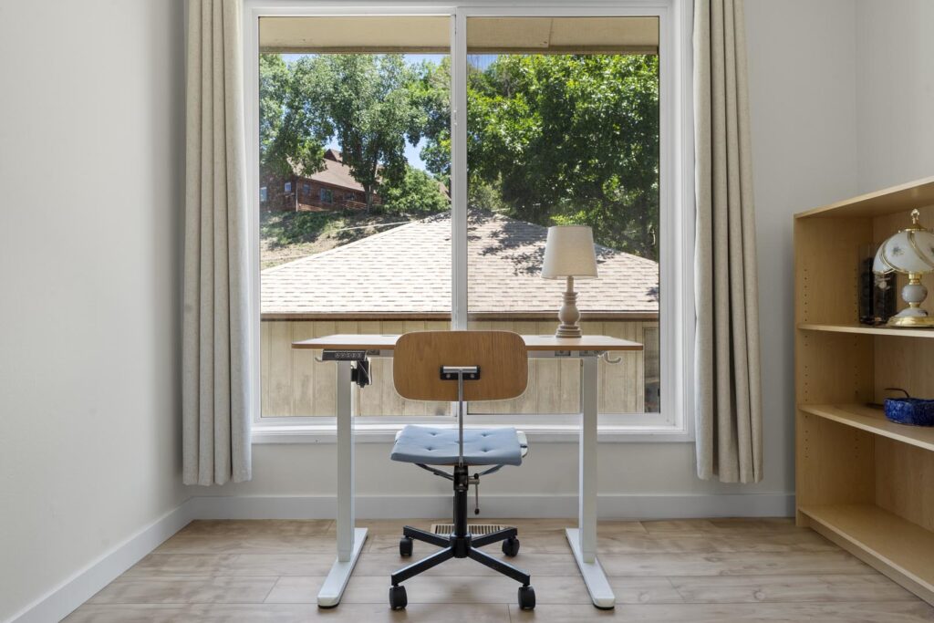 Short Term Rental Detailed Office Photo