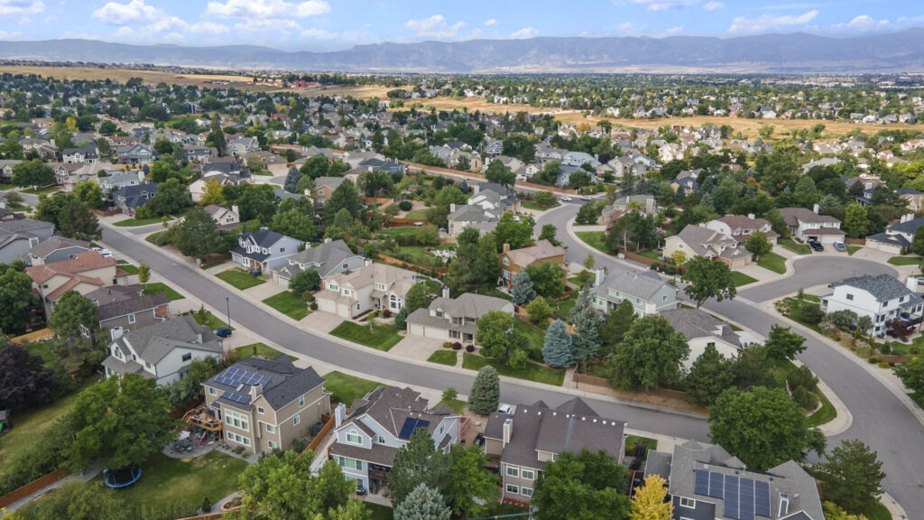 Drone photography showing the perspective of a luxury listing in Highlands Ranch